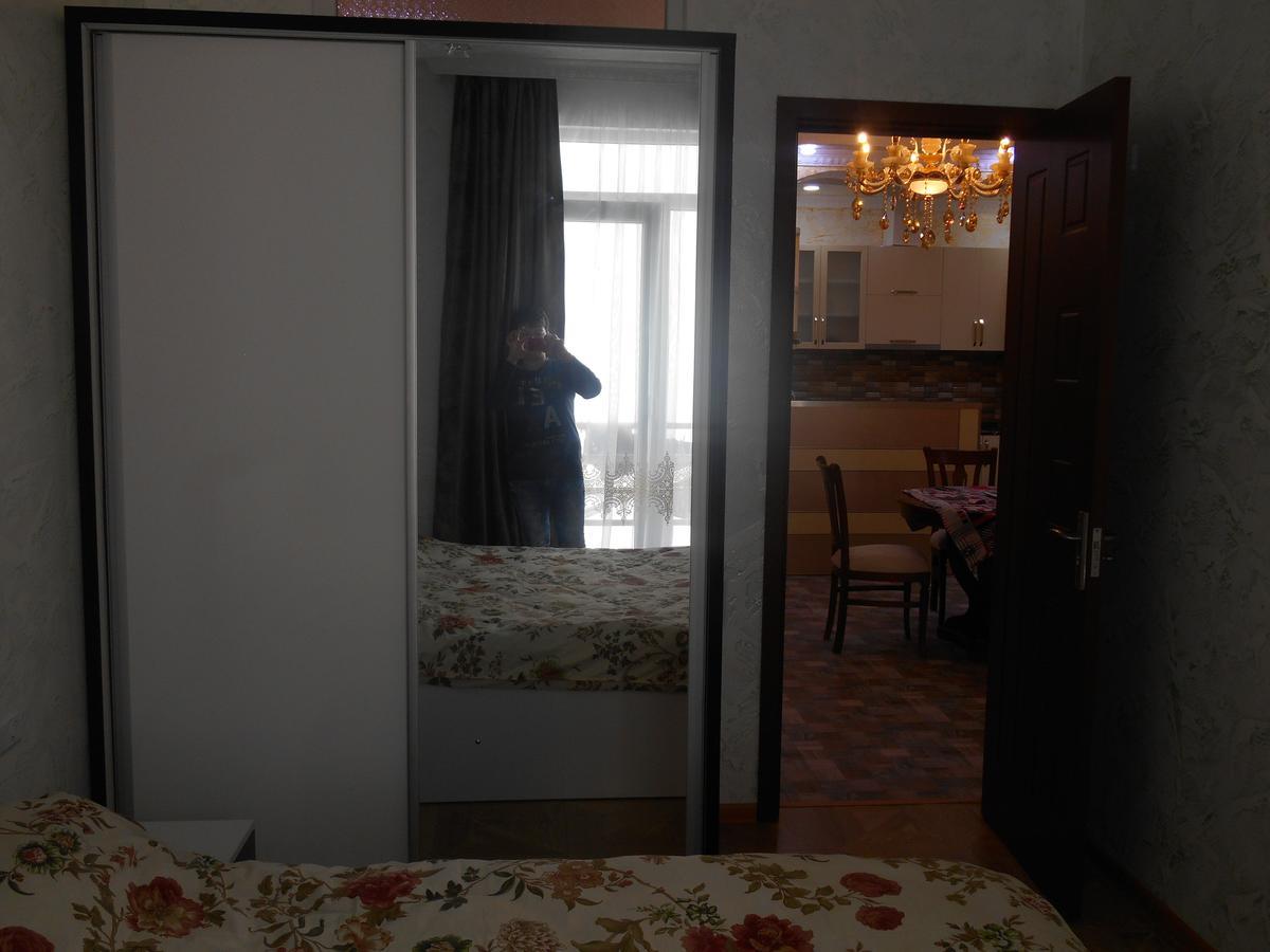 Apartment On Gorgiladze 28 Batumi Eksteriør billede